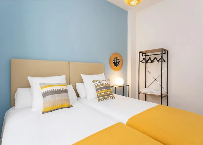 Pleasant Apartment In Malaga Center 2º
